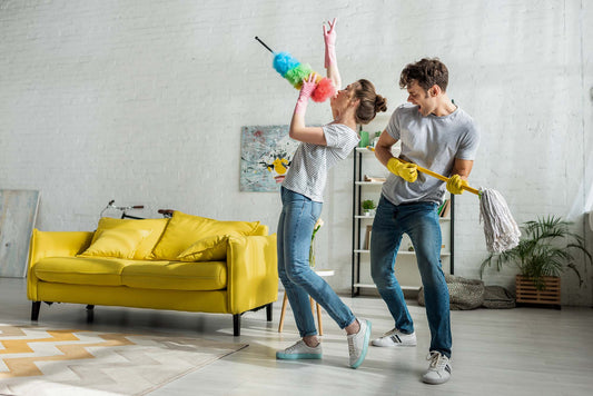 can laminate flooring be wet mopped in Buford, GA