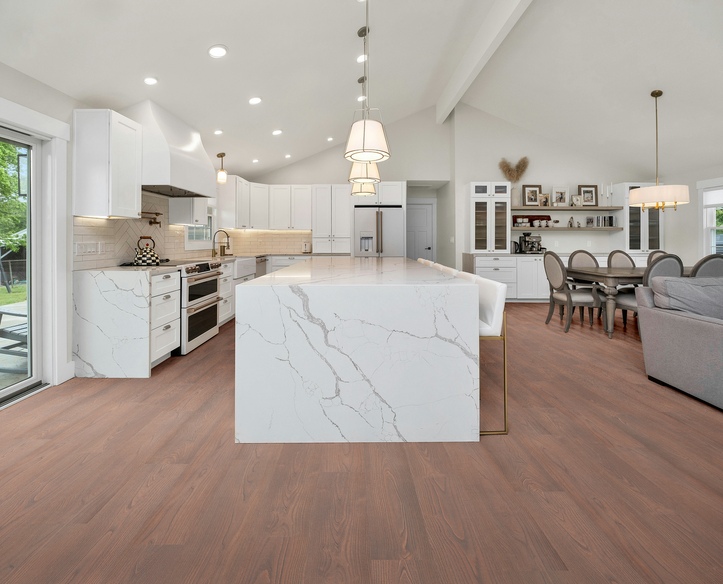 Lifeproof Laminate - Cherry Lane